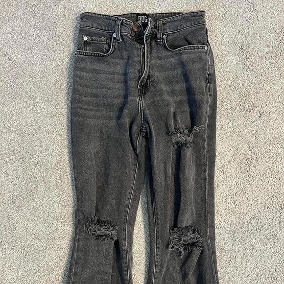 UO BDG High-Waisted Comfort Stretch Distressed Flare Jeans - Washed Black 26 - Picture 3 of 5